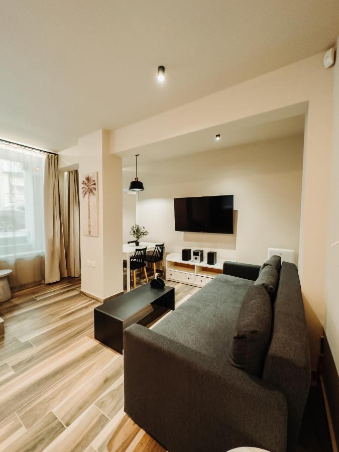 Blackhaus Family And Friends Deluxe Apartment Thessaloníki Ngoại thất bức ảnh