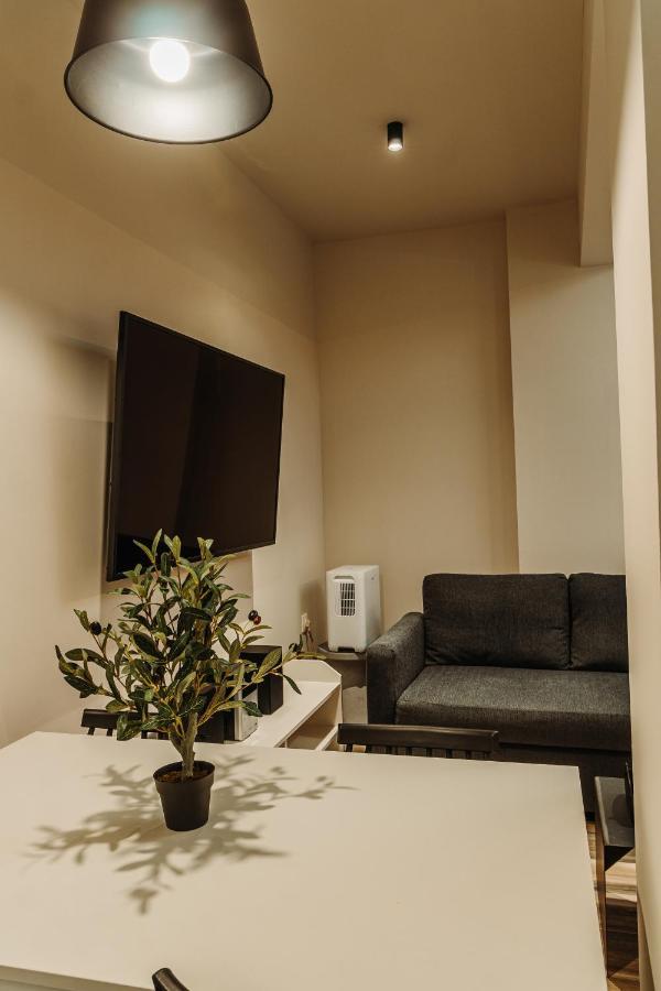 Blackhaus Family And Friends Deluxe Apartment Thessaloníki Ngoại thất bức ảnh