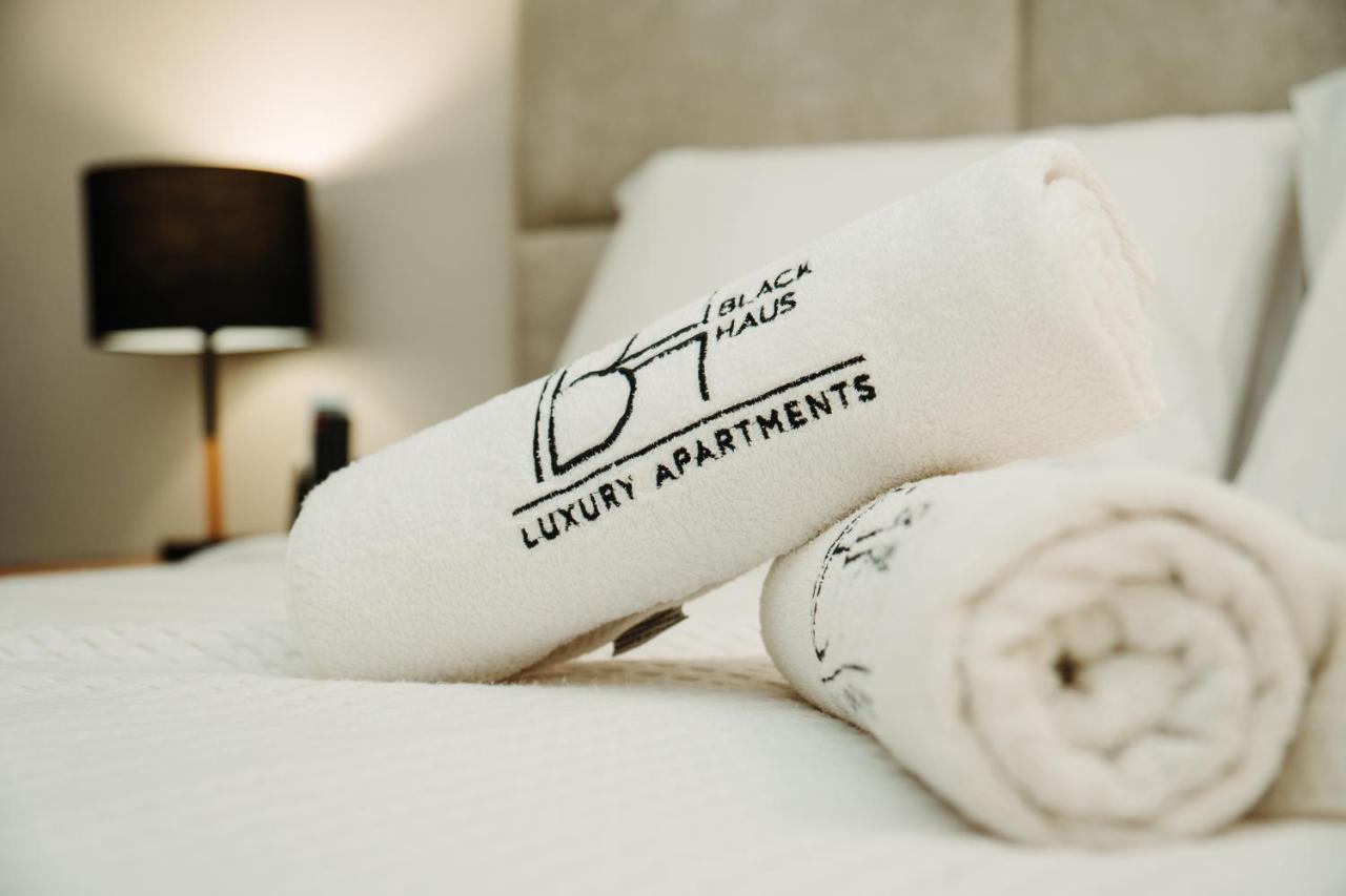 Blackhaus Family And Friends Deluxe Apartment Thessaloníki Ngoại thất bức ảnh